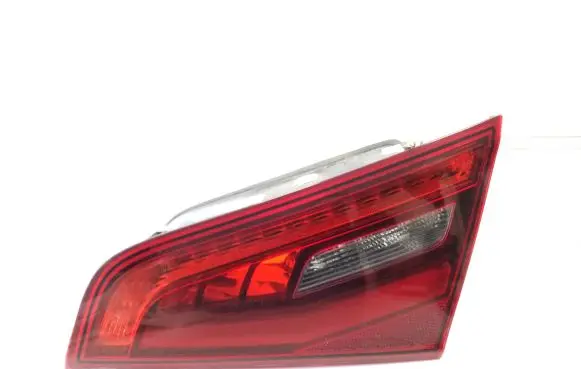 Audi A3 S3 8V Tailgate rear/tail lights 8V4945094A