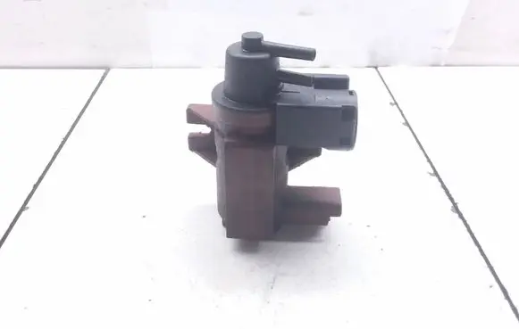 Volvo V50 Turbo solenoid valve 6G909E882CA 70177100