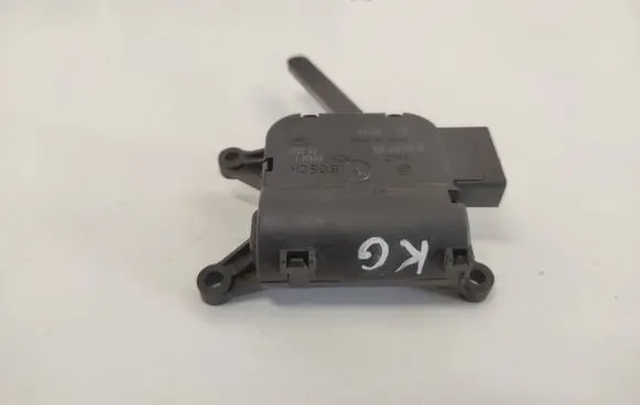 Mercedes-Benz Vito Viano W639 Air flap motor/actuator 0132801335