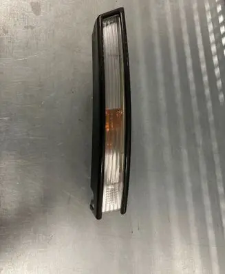 Volkswagen PASSAT B6 Front indicator light 3C0953042L