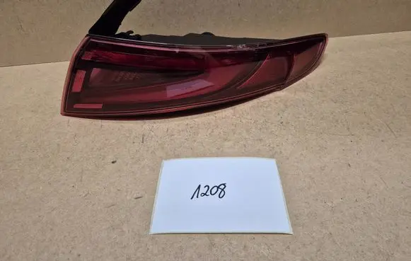 Alfa Romeo Giulia Rear/tail lights 20690207