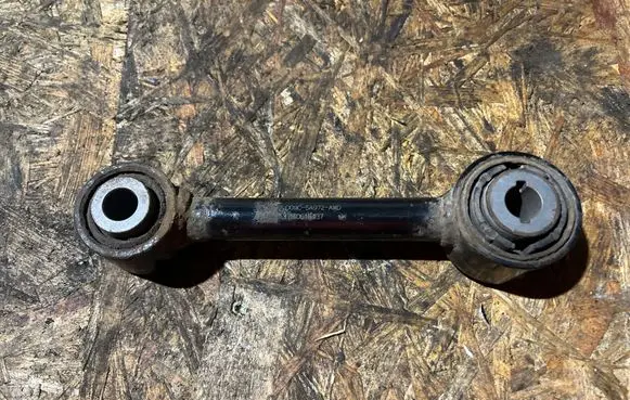 Ford Mondeo MK V Rear suspension control arm DG9C5A972AXD