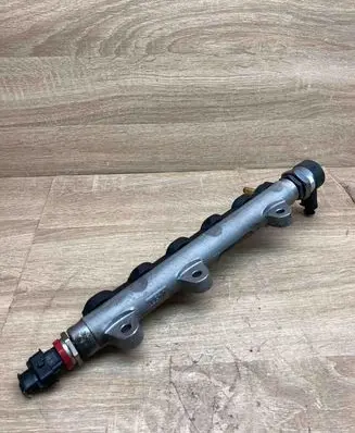 Renault Laguna III Fuel main line pipe 8200842432 8200610770