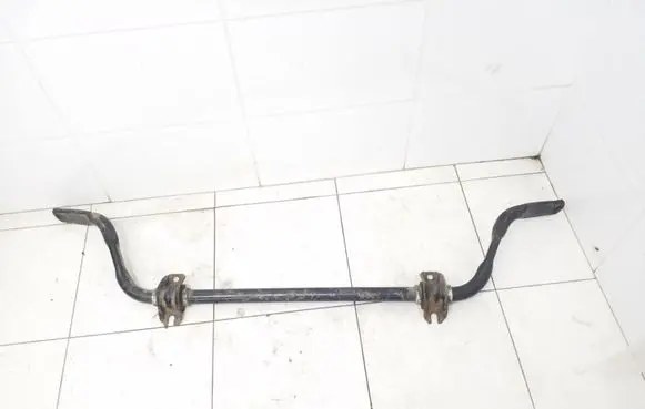 Nissan Navara D40 Front anti-roll bar/sway bar
