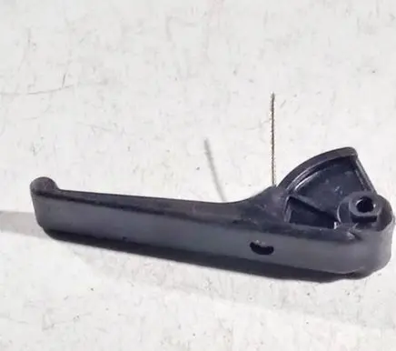 Peugeot 307 Engine bonnet (hood) release handle