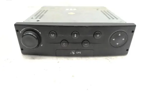Renault Avantime Radio/CD/DVD/GPS head unit 8200132017