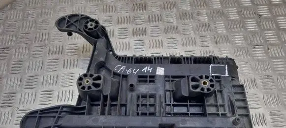 Skoda Superb B6 (3T) Battery tray 1K0915333