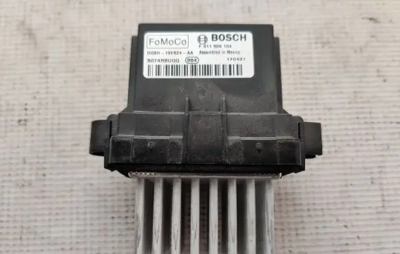 Ford Edge II Heater blower fan relay DG9H19E624AA F011500104 S074R8UQQ