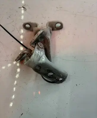 Mitsubishi L200 Front door hinges set 