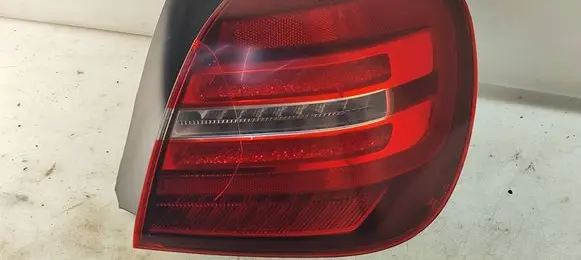 Rear/tail lights