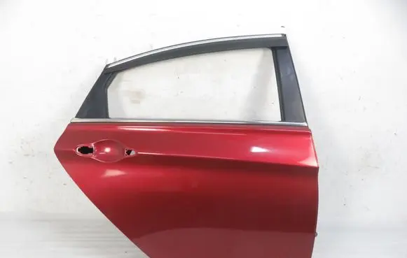 Hyundai Sonata Rear door 