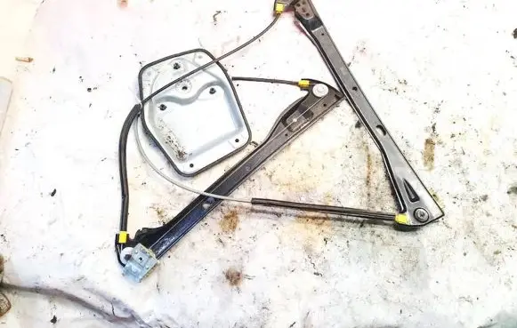 Mitsubishi Outlander Sliding door window regulator with motor 88k61804