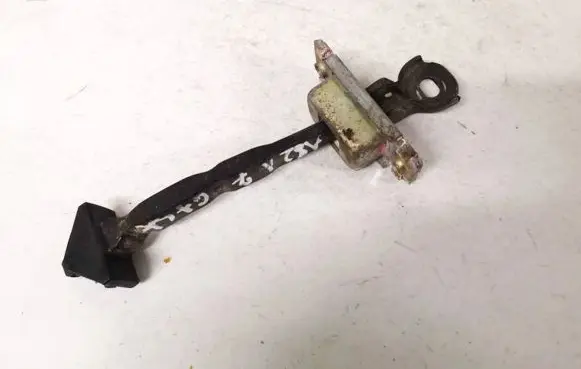 Mazda 3 I Rear door check strap stopper