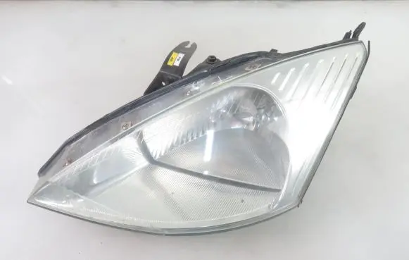 Ford Focus Headlight/headlamp