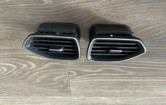 Hyundai Santa Fe Dashboard air vent grill cover trim 97480S1000 97490S1000
