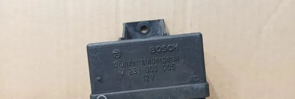 Glow plug pre-heat relay
