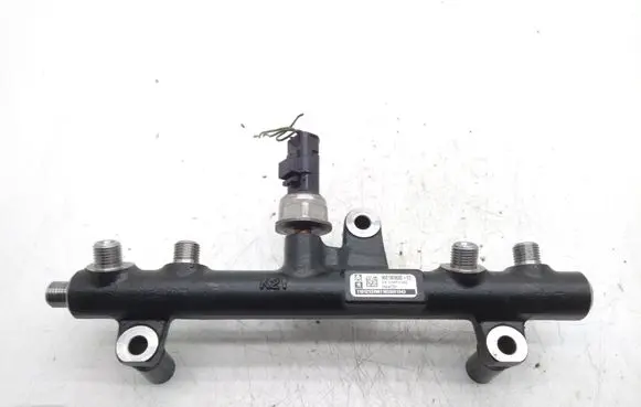 Ford Kuga II Fuel main line pipe 9681909680