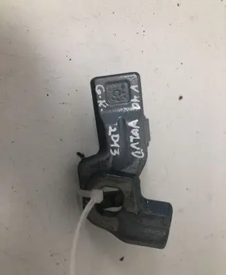 Volvo V40 Rear door upper hinge