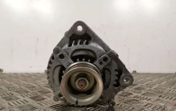 Honda CR-V Generator/alternator 1042101540