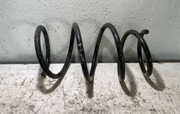 BMW X3 E83 Front coil spring
