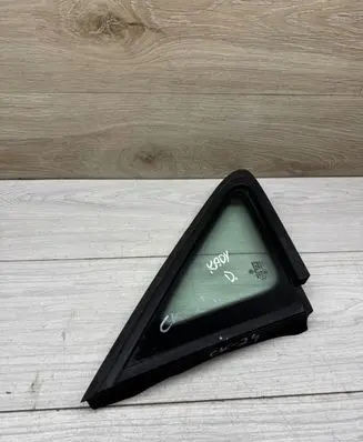 Volkswagen Caddy Front triangle window/glass DOT27M23100AS2 E000184 43R001057