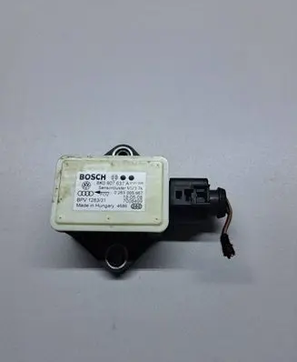 Audi A4 S4 B8 8K ESP acceleration yaw rate sensor 8K0907637A 7008499 0265005667