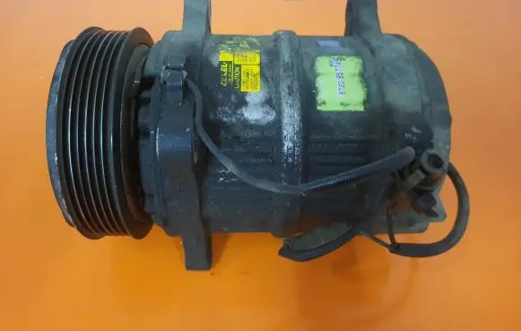 Volvo S80 Air conditioning (A/C) compressor (pump) 9171437