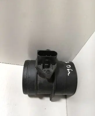 Audi A3 S3 8P Mass air flow meter 0281002461
