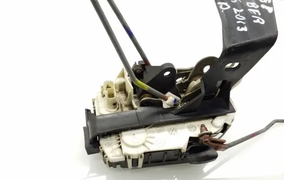 Dodge Caliber Rear door lock