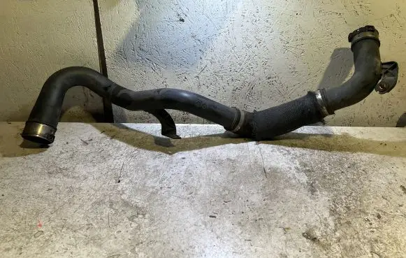 Chrysler 300C Intercooler hose/pipe MGW00110 N318