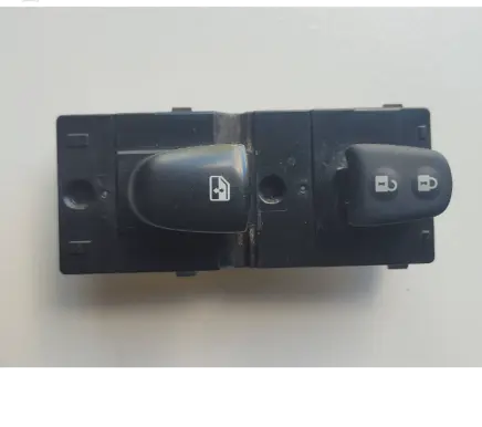 Renault Kadjar Electric window control switch