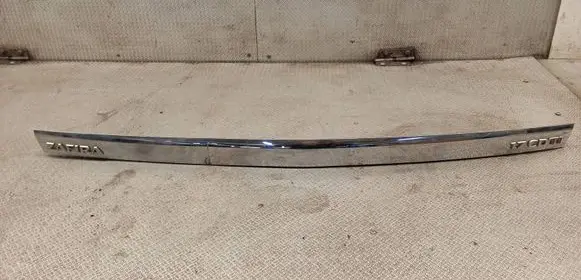 Opel Zafira B Trunk door license plate light bar 