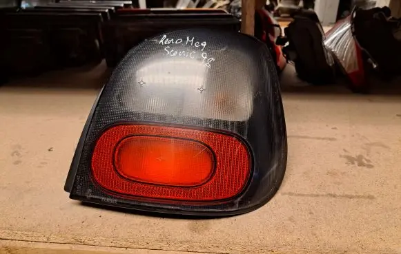 Renault Scenic I Rear/tail lights 7700831731 770831731