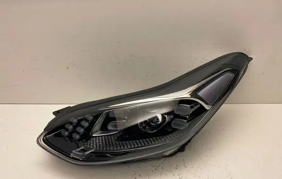 KIA Sportage Headlight/headlamp 92101F1500 L009L500112233 010320210703
