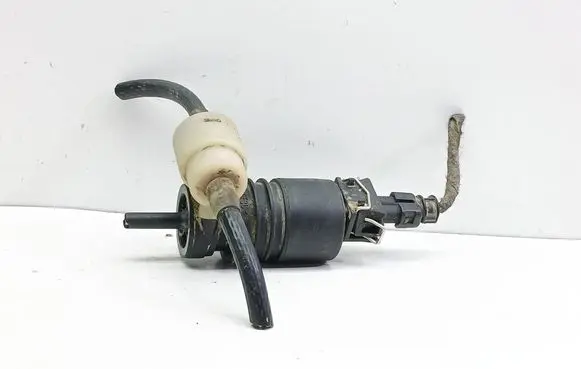 Windscreen/windshield washer pump