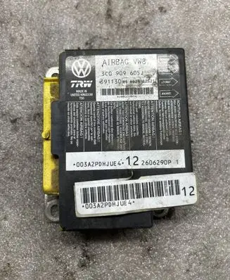 Volkswagen PASSAT B6 Airbag control unit/module 3C0909605J