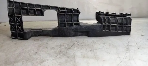 Lexus IS 220D-250-350 Front bumper mounting bracket 5211553020