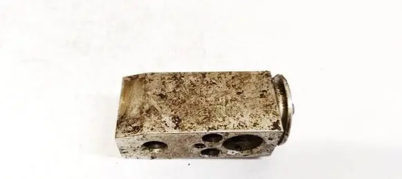 Renault Laguna III Air conditioning (A/C) expansion valve 