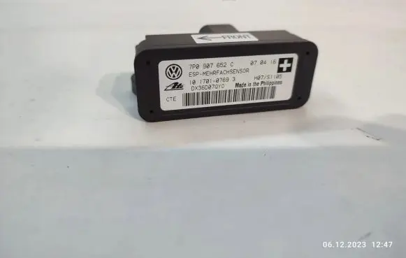 Volkswagen Touareg II ESP acceleration yaw rate sensor 7P0907652C