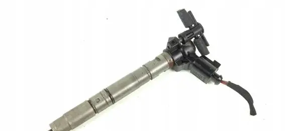 Audi A4 S4 B6 8E 8H Fuel injector 03L130277