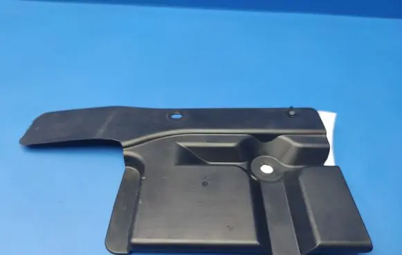 Lexus IS 220D-250-350 Radiator trim 5315453010