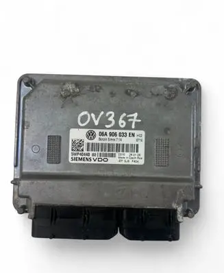 Volkswagen Golf V Engine control unit/module ECU 06A906033EN