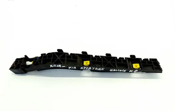 Rear bumper mounting bracket
