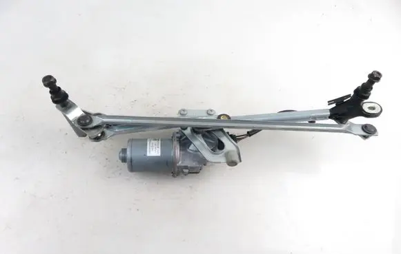 BMW X1 E84 Front wiper linkage 2992462 W14109