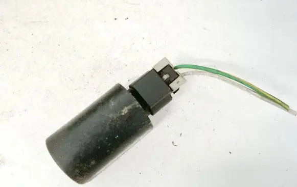 Peugeot 607 Coolant fan relay 9656112480