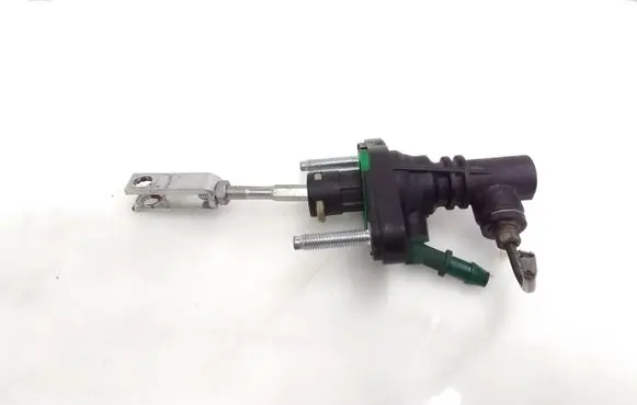 Toyota Avensis T270 Clutch master cylinder 3142002051C