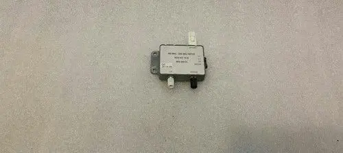 Mercedes-Benz SL R230 Aerial antenna switch A2208271842