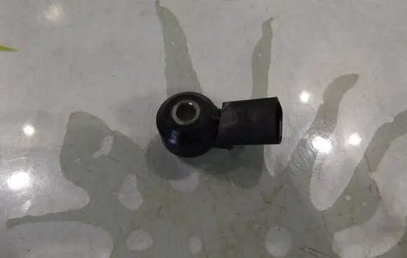 Seat Ibiza IV (6J,6P) Detonation knock sensor 030905377C