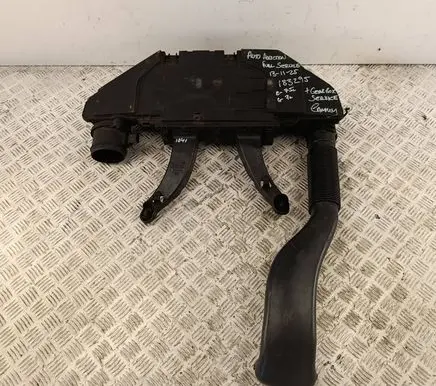 BMW X5 E70 Air filter box 7798340