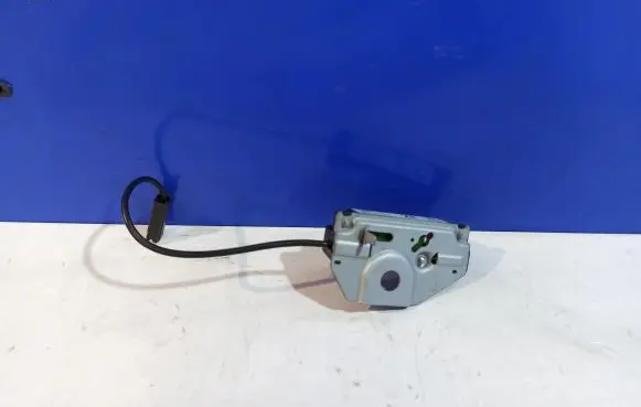 Saab 9-5 Aerial antenna filter 13256149